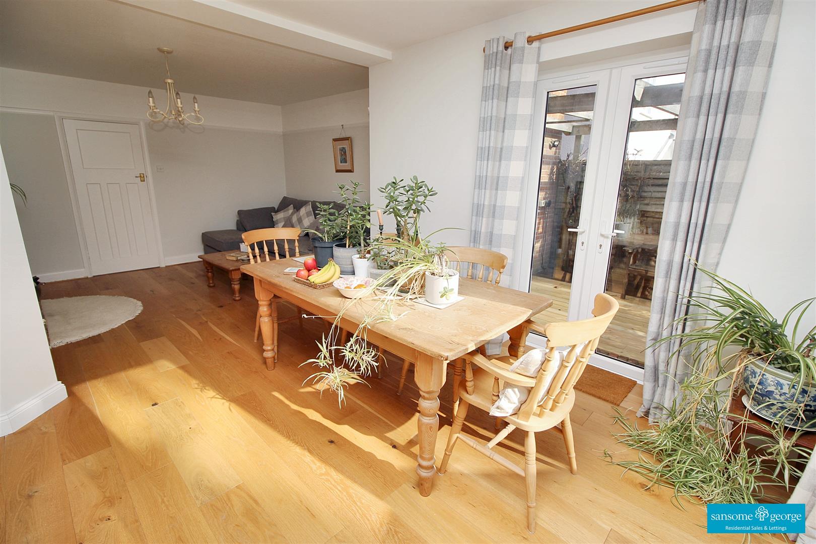 Weald Rise, Tilehurst, Reading